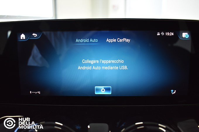 MERCEDES-BENZ GLA 180 d Automatic Business